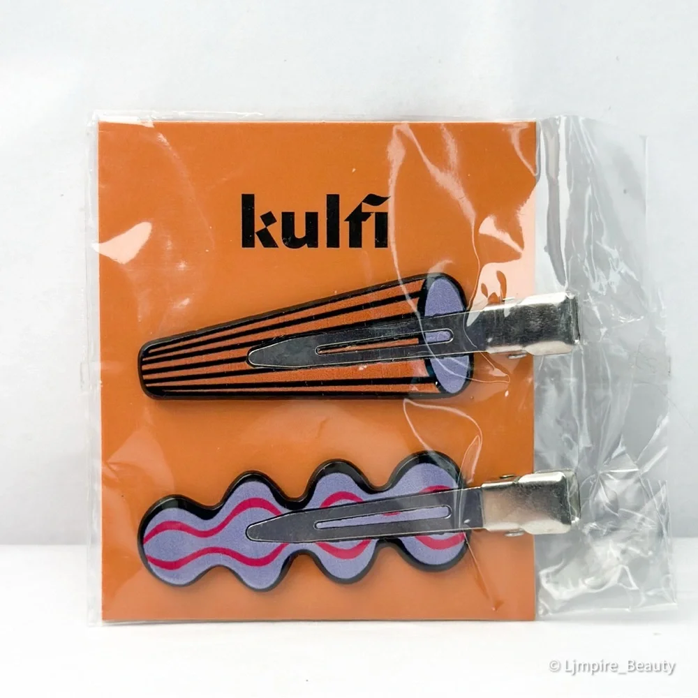 Kulfi Main Match Hydrating Concealer in Coco Crush w/ 2 No Crease Hair Clips